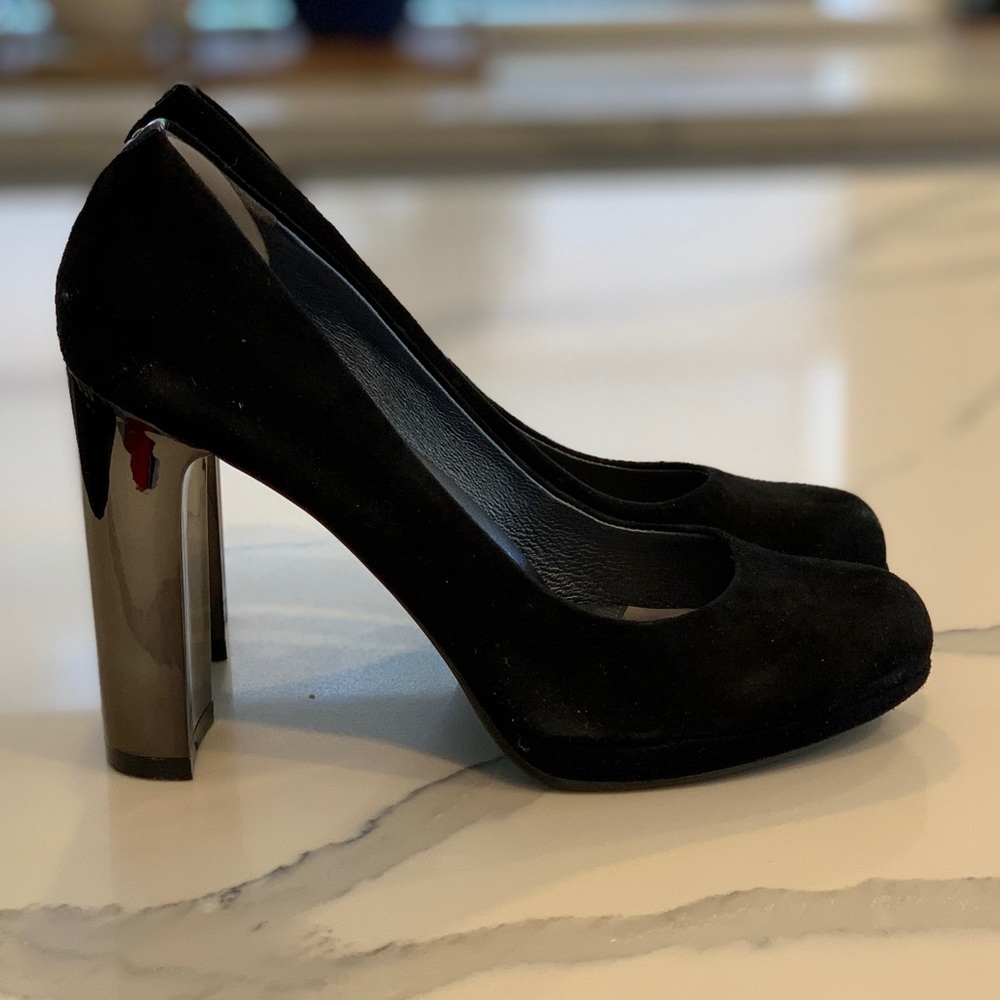 Kenneth Cole New York Suede Black Chunky Heels
